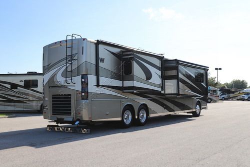 2014 Winnebago Tour 42QD