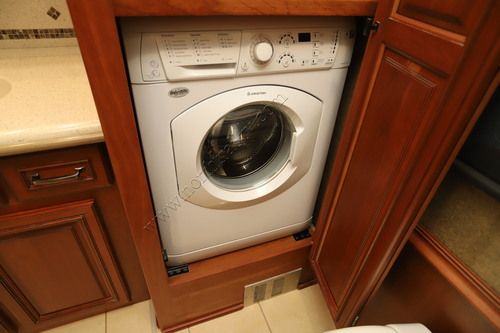 2014 Winnebago Tour 42QD