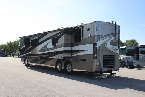 2014 Winnebago Tour 42QD