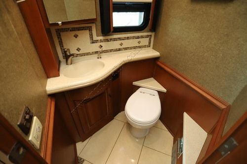 2014 Winnebago Tour 42QD