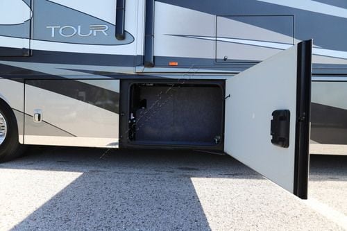 2014 Winnebago Tour 42QD