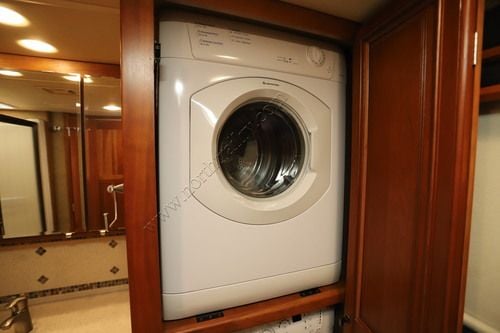 2014 Winnebago Tour 42QD