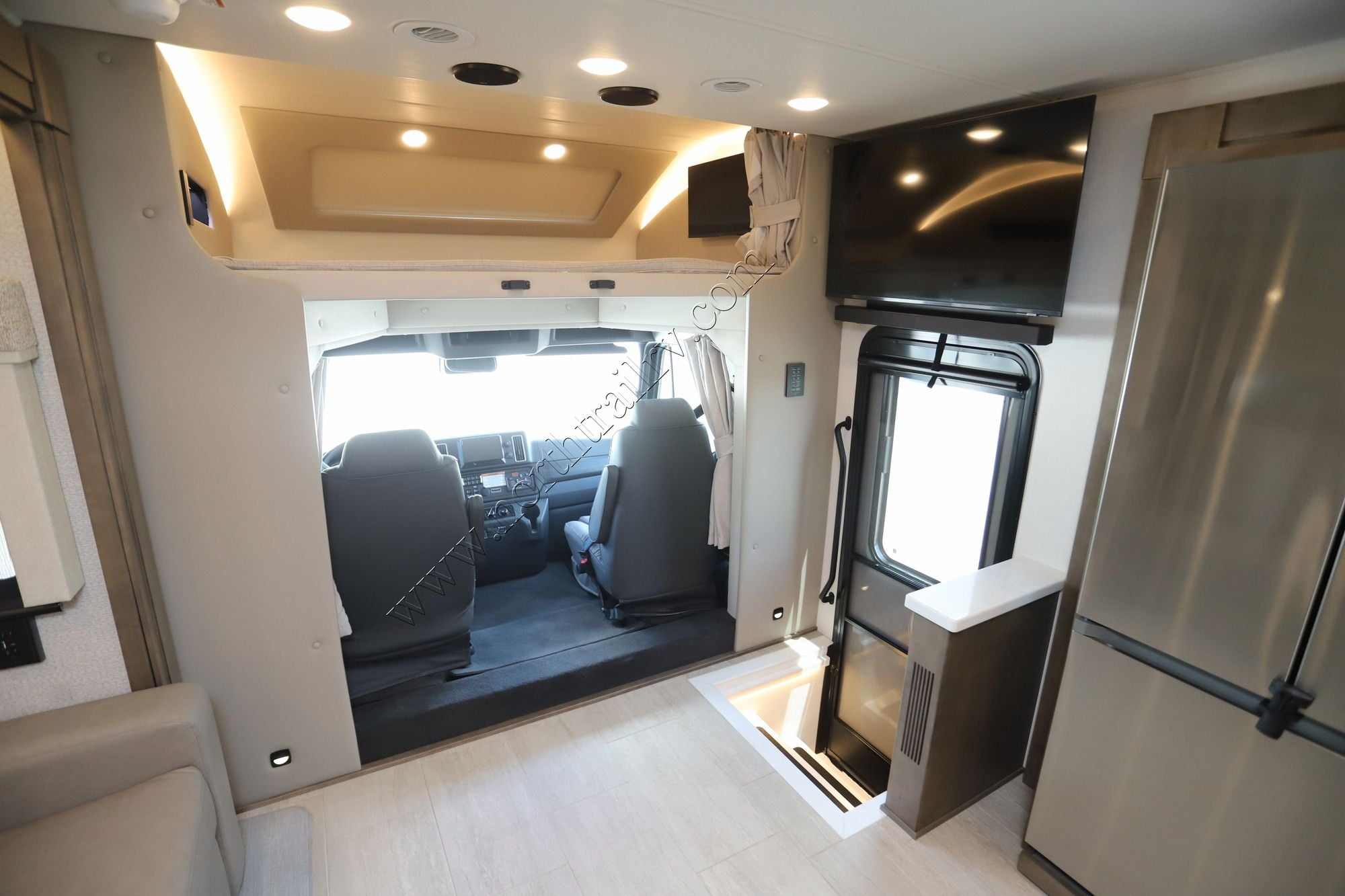 New 2027 Renegade Rv Verona 40VTB Super C  For Sale