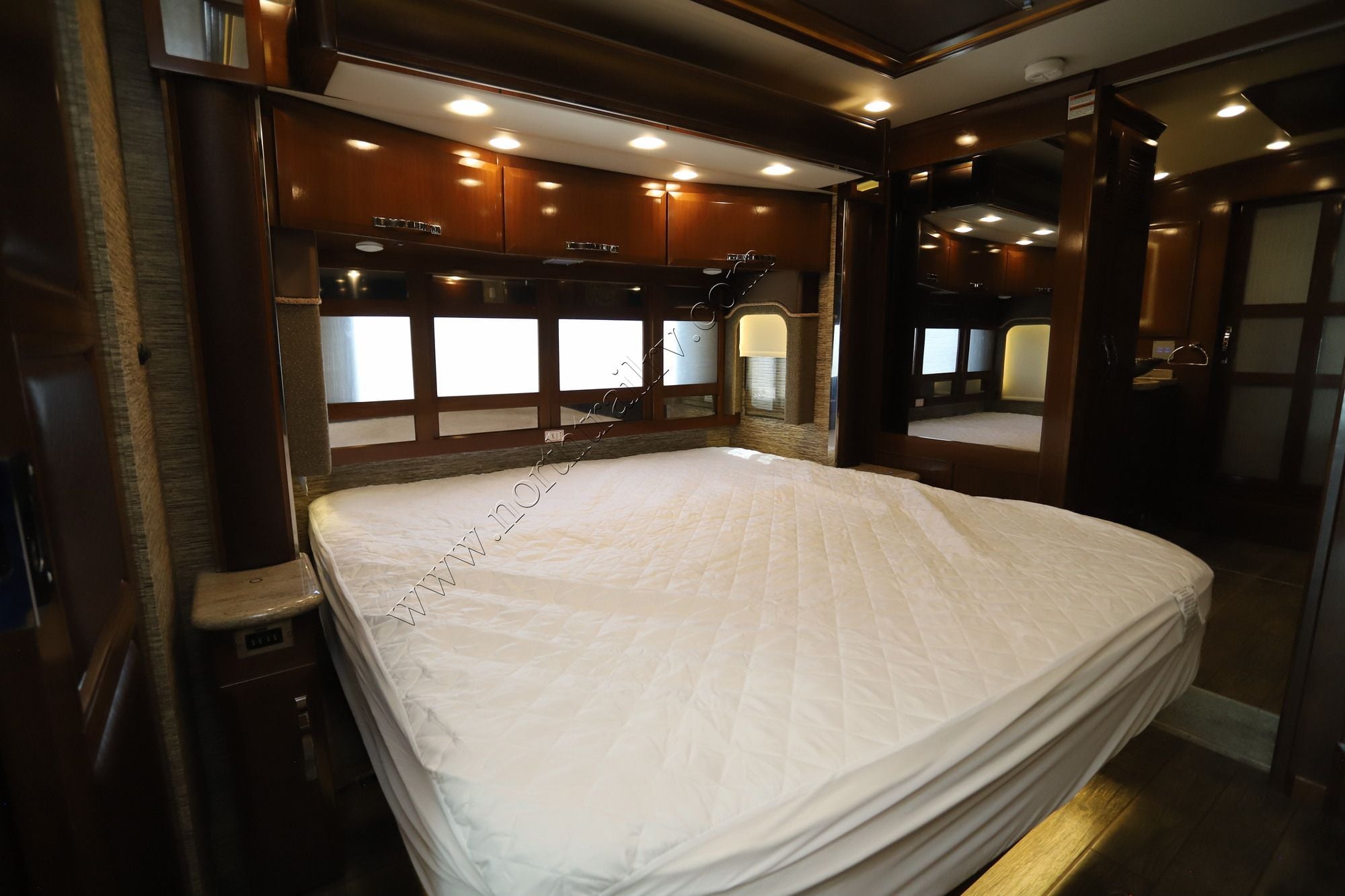 Used 2016 Newmar King Aire 4519 Class A  For Sale