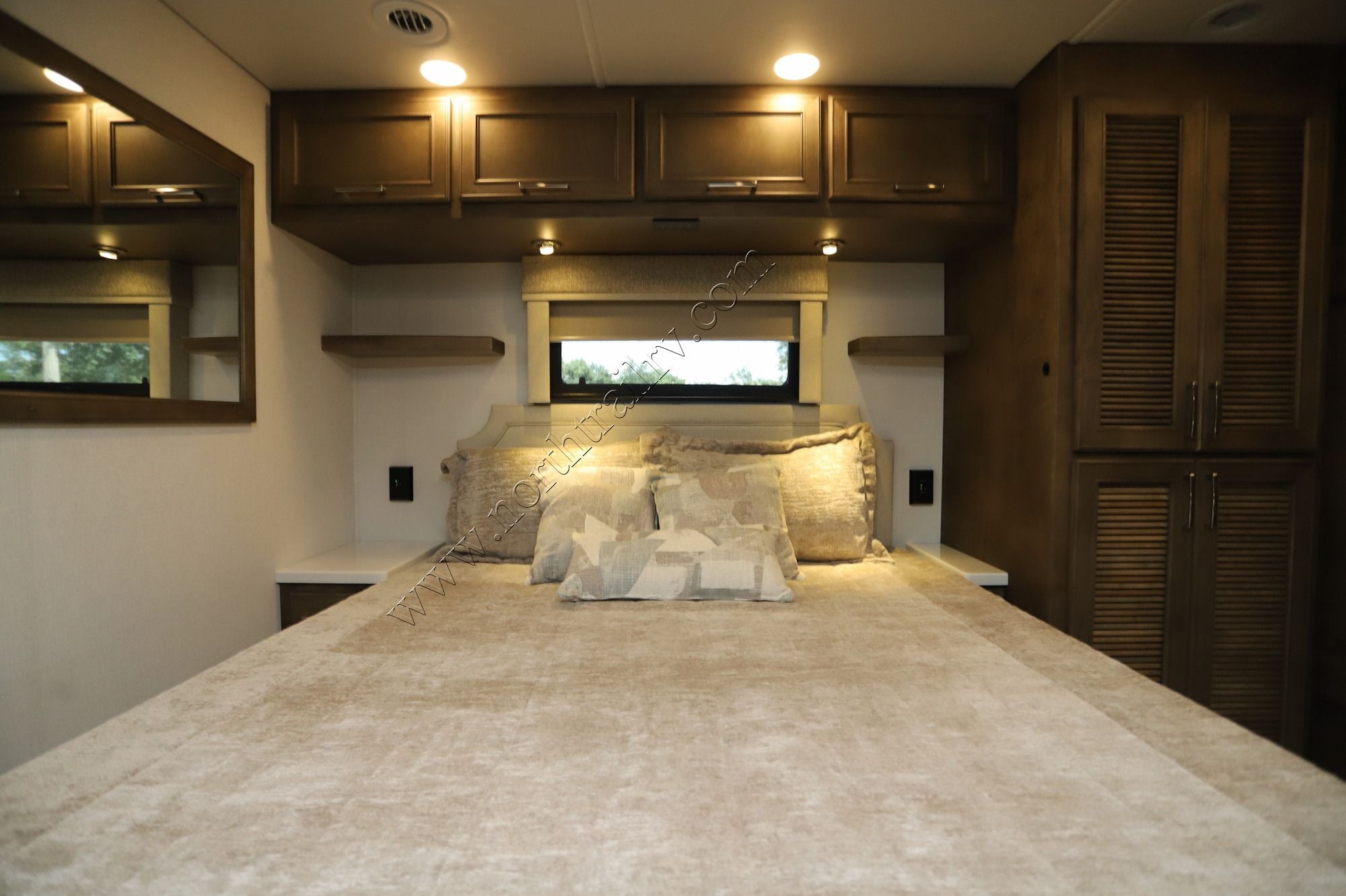 New 2027 Renegade Rv Verona 40VTB Super C  For Sale