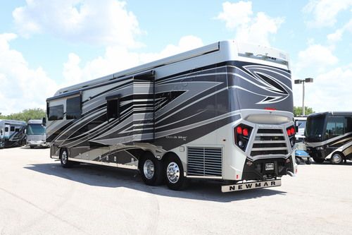 2023 Newmar Dutch Star 4369