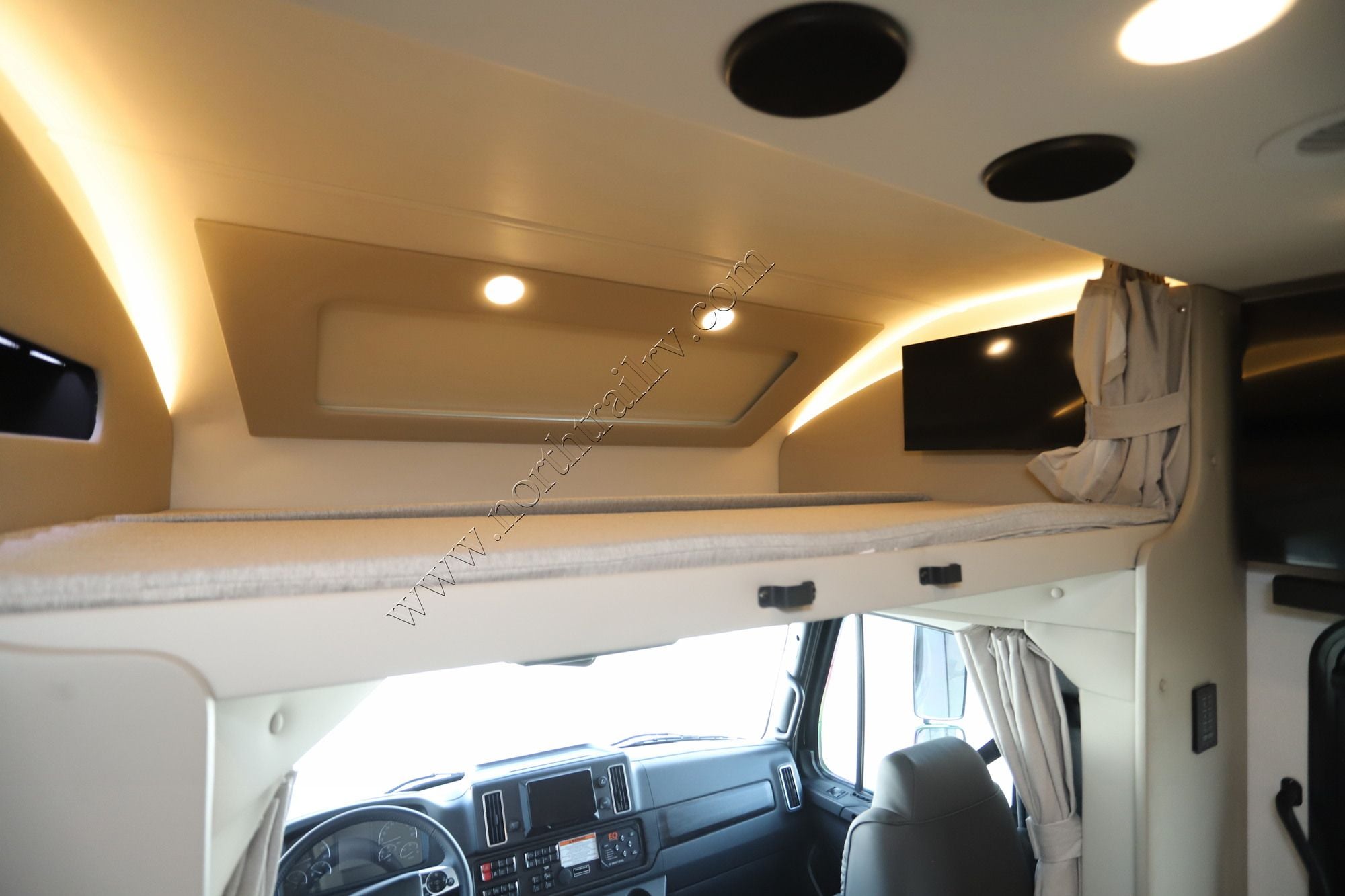 New 2027 Renegade Rv Verona 40VTB Super C  For Sale