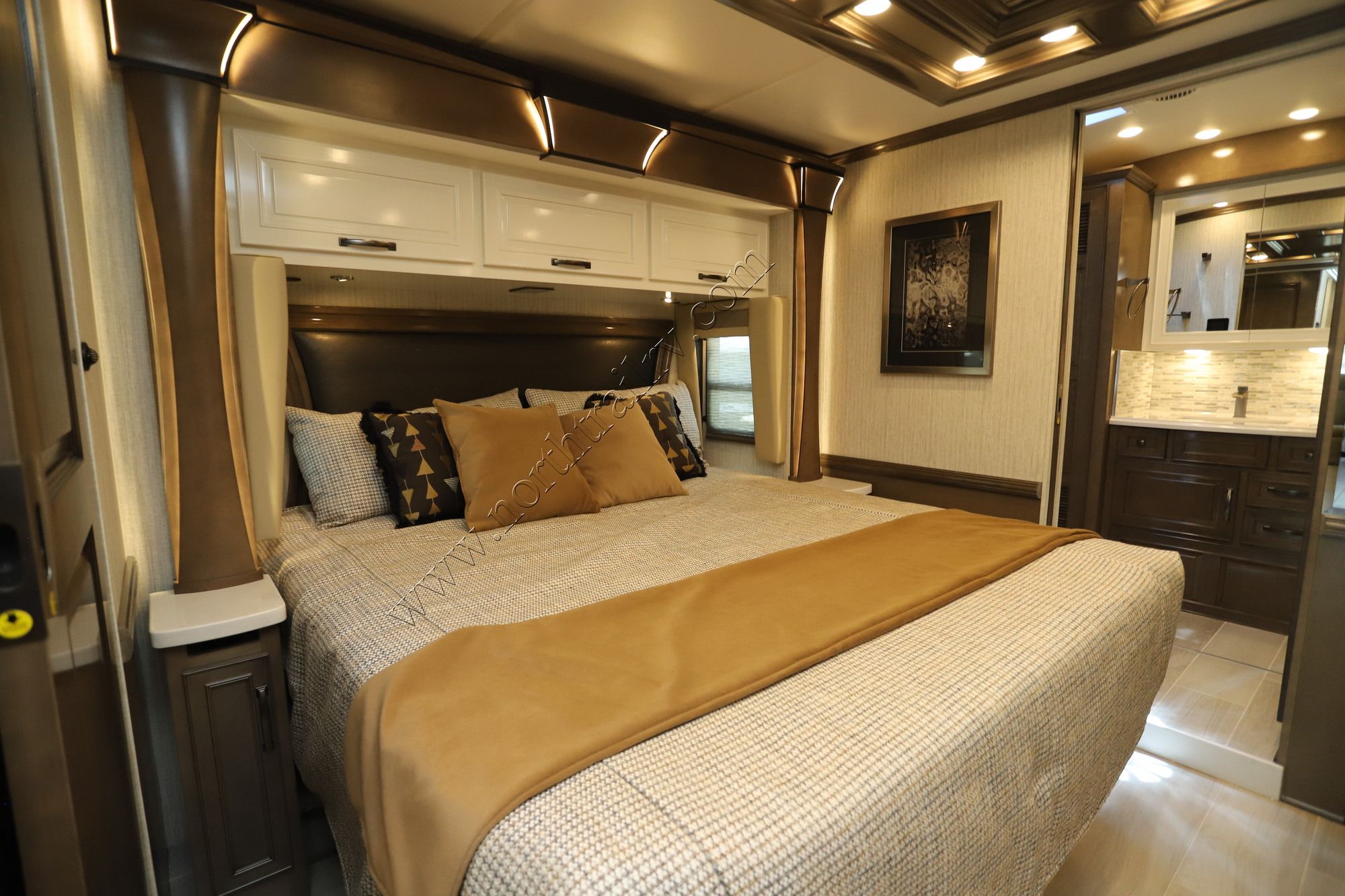 New 2027 Newmar Dutch Star 4340 Class A  For Sale