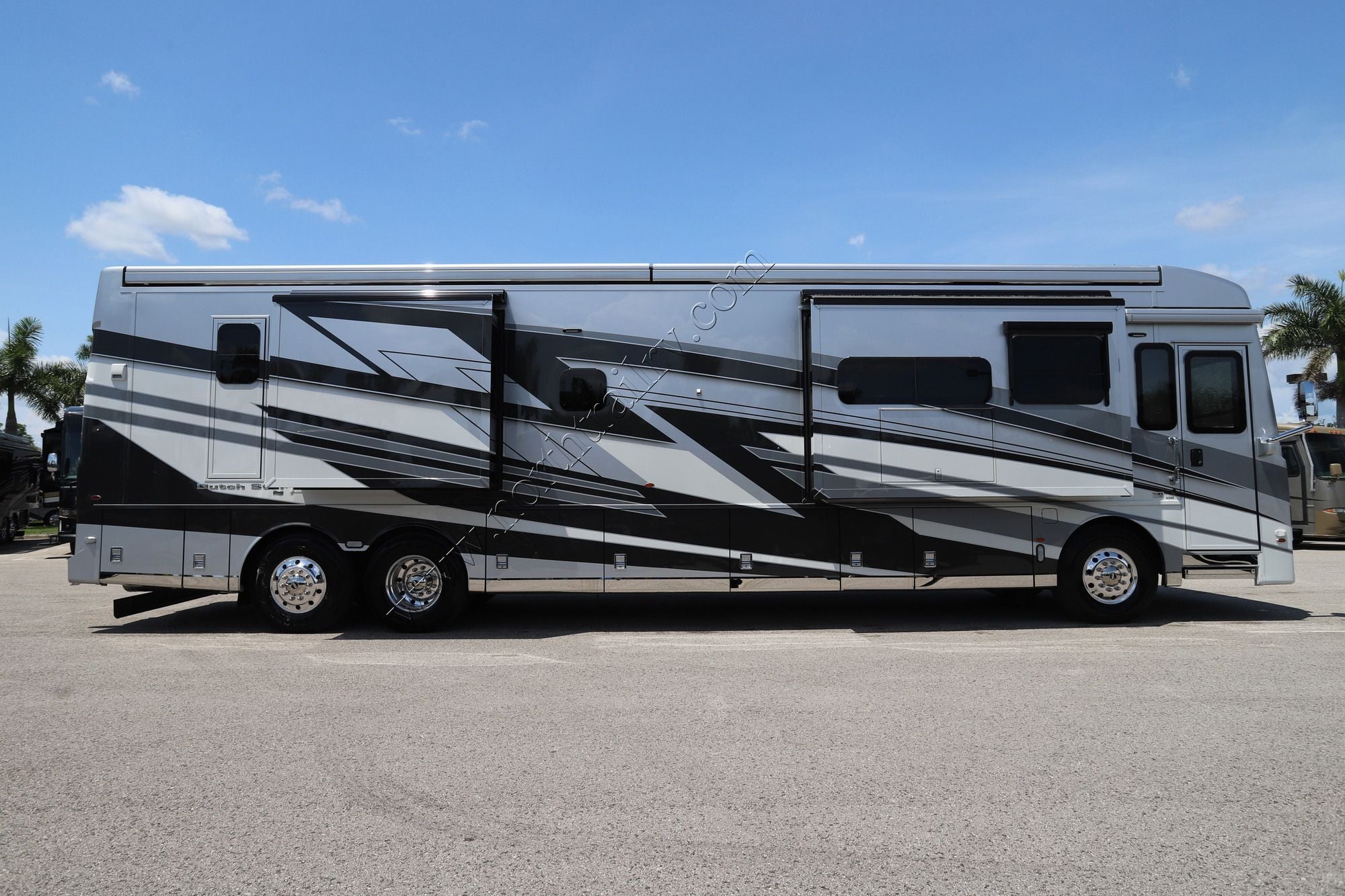New 2027 Newmar Dutch Star 4340 Class A  For Sale