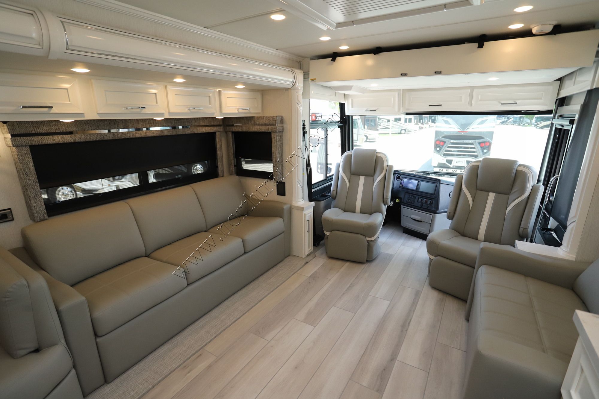New 2027 Newmar Ventana 4340 Class A  For Sale