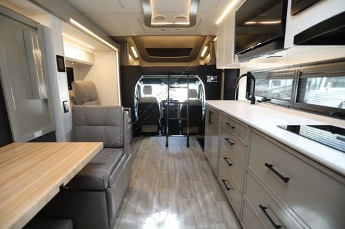 2026 Newmar Freedom Aire 2515 Class C