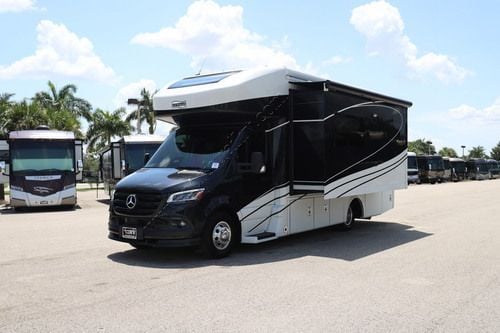 2026 Newmar Freedom Aire 2515 Class C