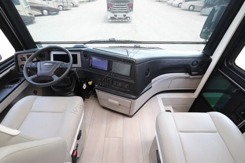 2027 Newmar Ventana 4340 Class A