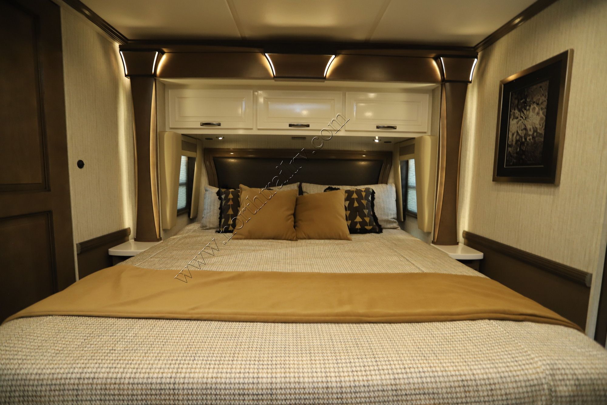 New 2027 Newmar Dutch Star 4340 Class A  For Sale