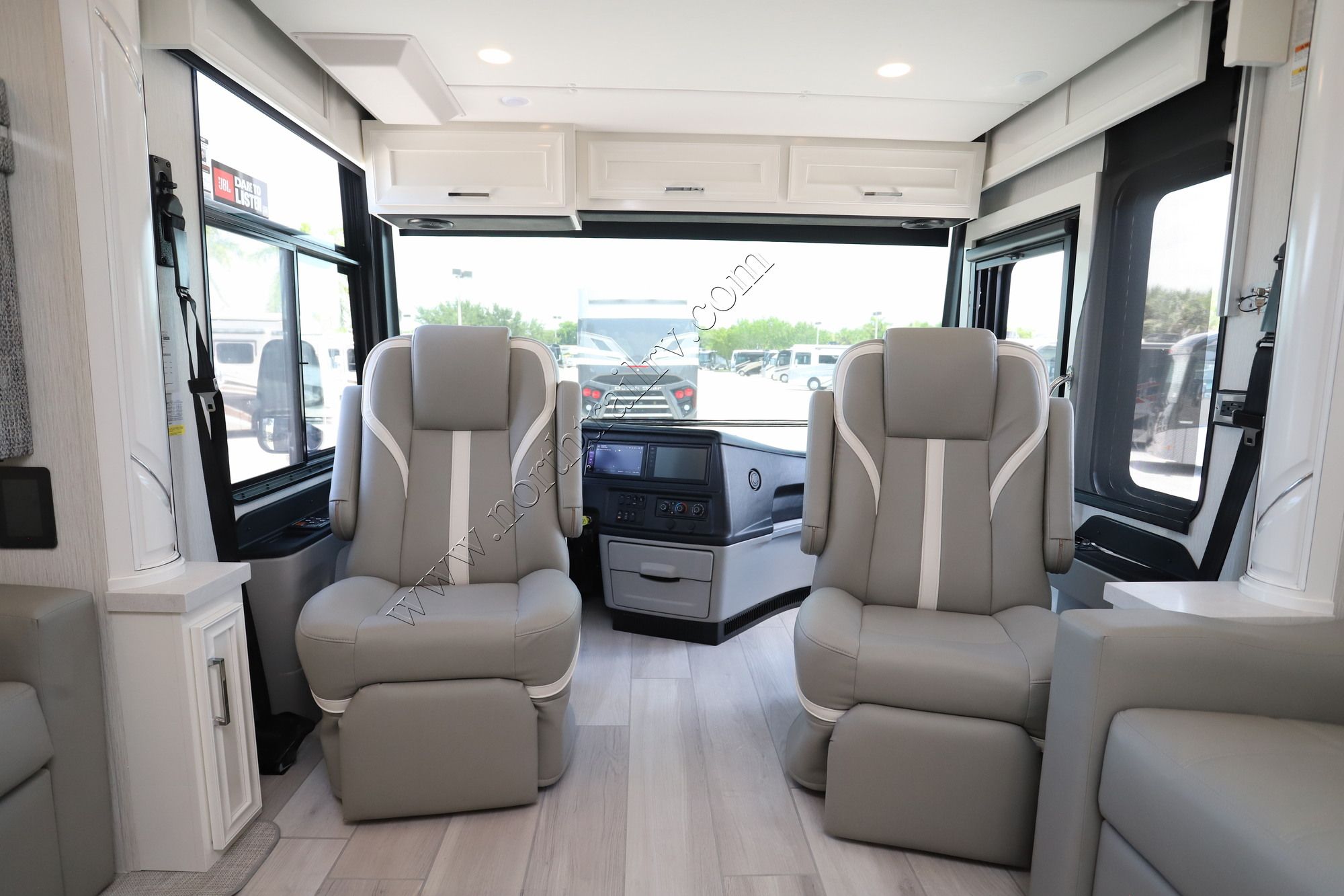 New 2027 Newmar Ventana 4340 Class A  For Sale