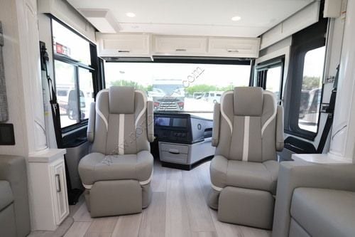 2027 Newmar Ventana 4340 Class A