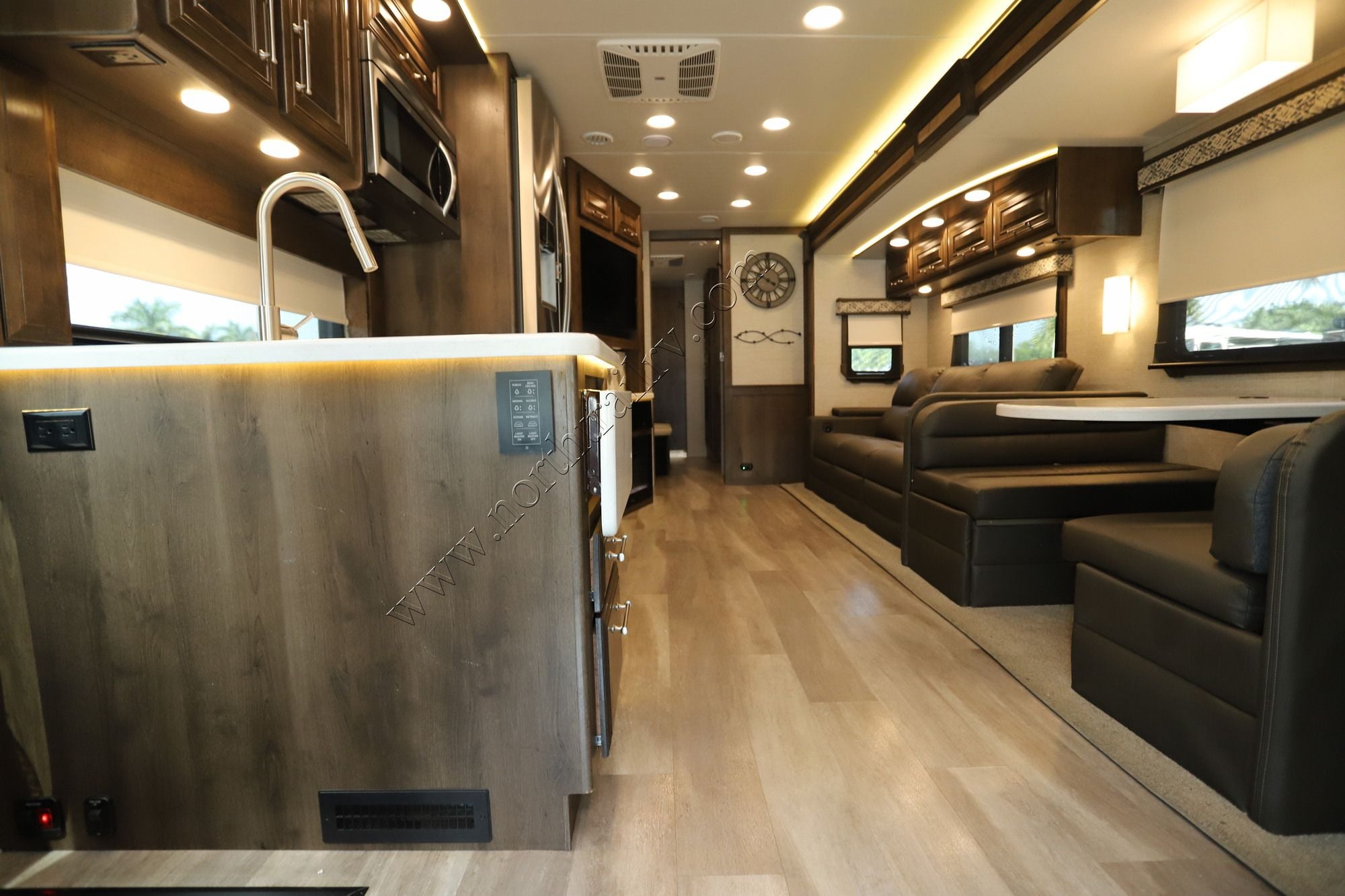 Used 2022 Entegra Accolade 37K Super C  For Sale