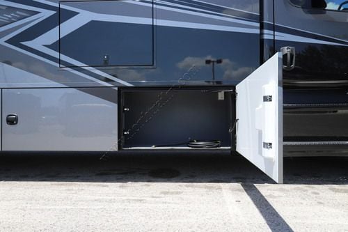 2027 Renegade Rv Classic 45CBF