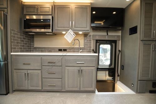 2027 Renegade Rv Classic 45CBF