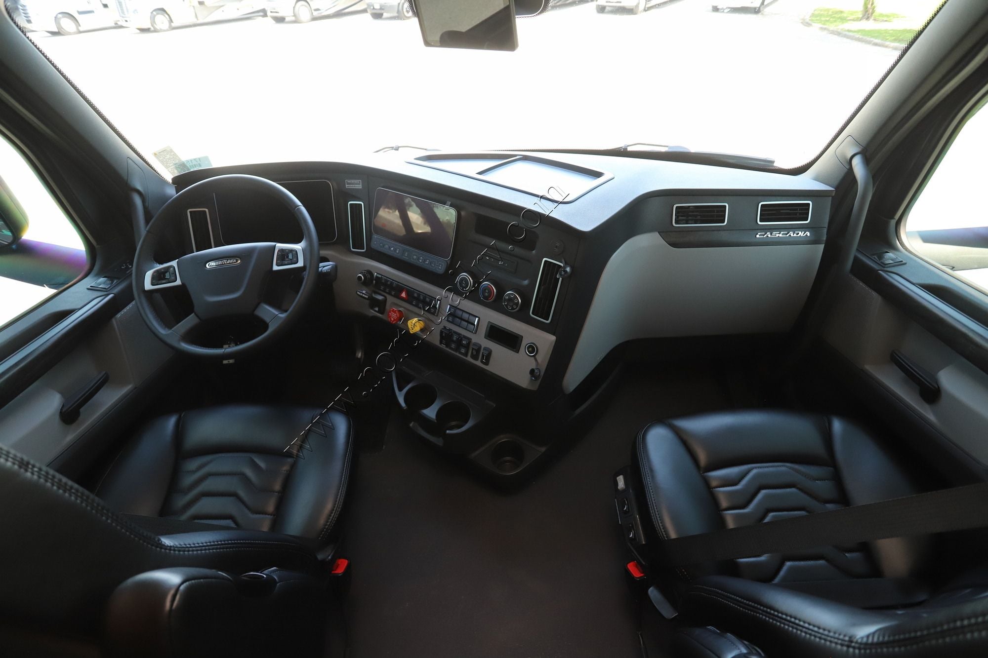 New 2027 Renegade Rv Classic 45CBF Super C  For Sale