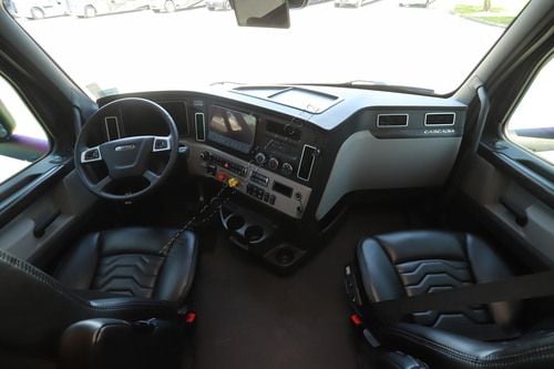 2027 Renegade Rv Classic 45CBF