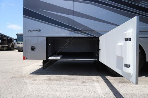 2027 Renegade Rv Classic 45CBF