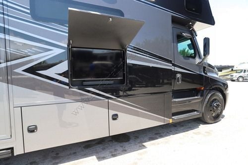 2027 Renegade Rv Classic 45CBF