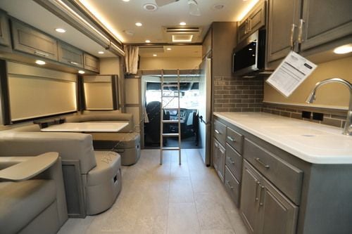 2027 Renegade Rv Classic 45CBF