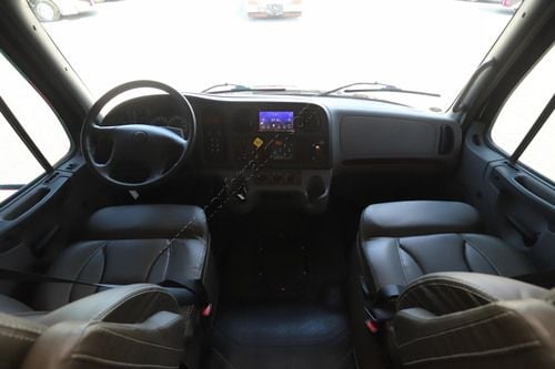 2023 Entegra Accolade 37M