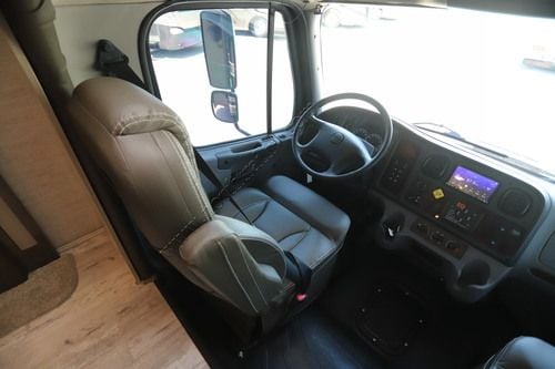 2023 Entegra Accolade 37M