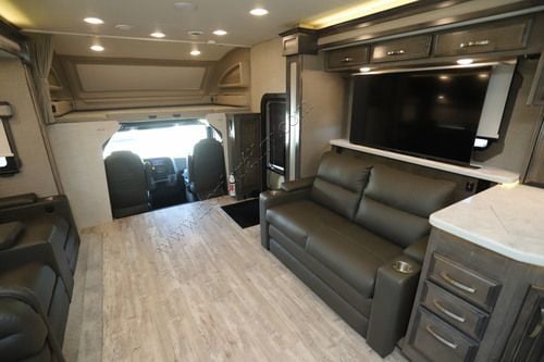 2023 Entegra Accolade 37M