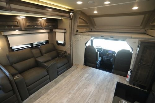 2023 Entegra Accolade 37M