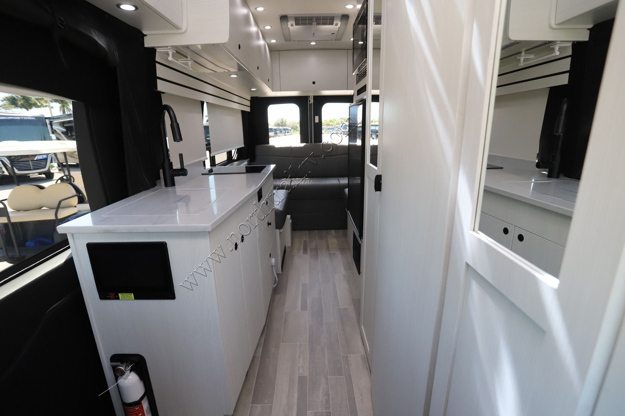Used 2026 Pleasure-Way Ontour 2.2 AWD Class B  For Sale