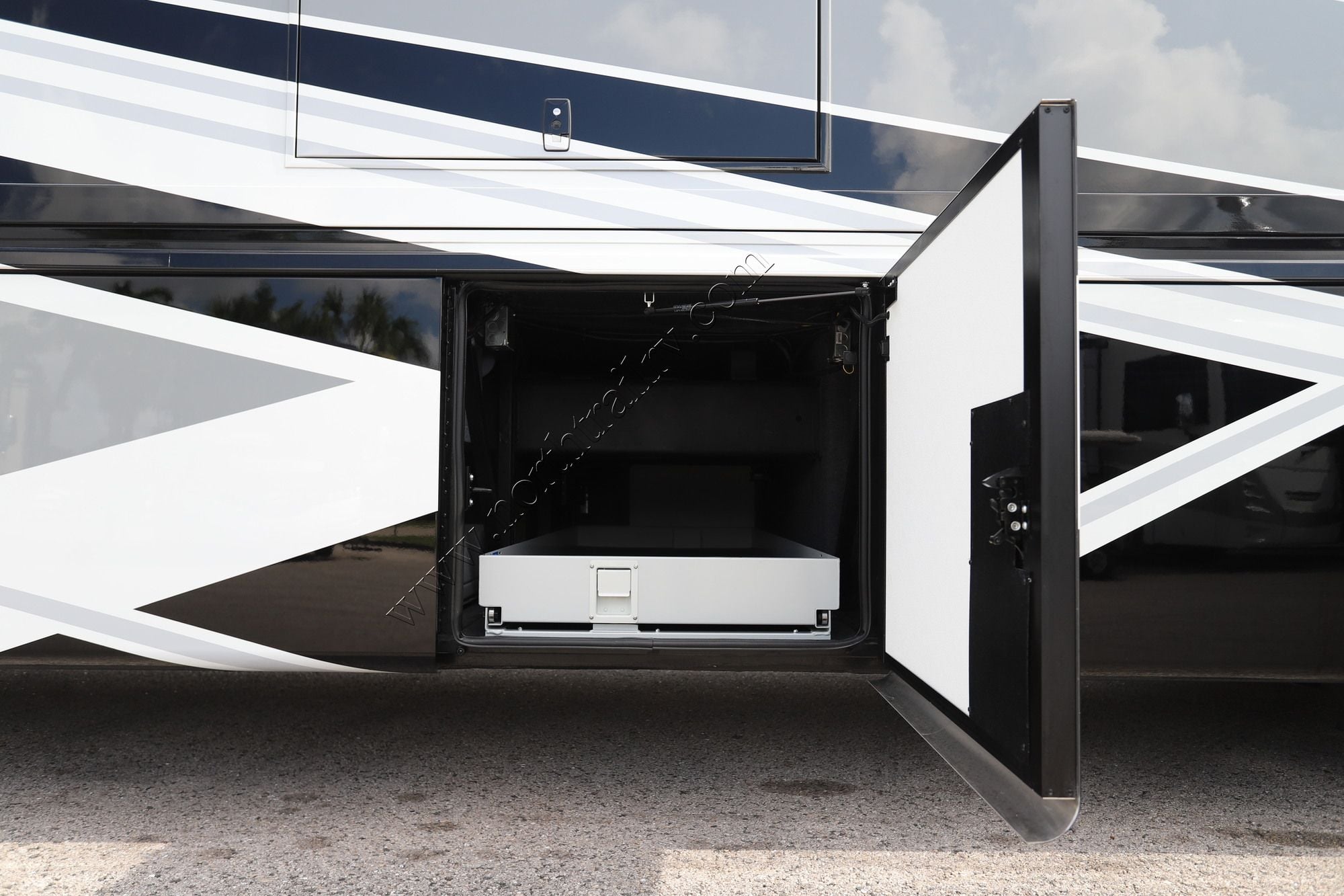 New 2027 Newmar Ventana 4037 Class A  For Sale