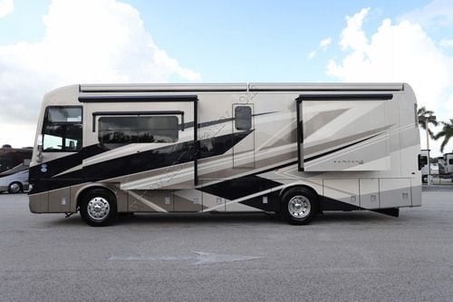 2027 Newmar Ventana 3512