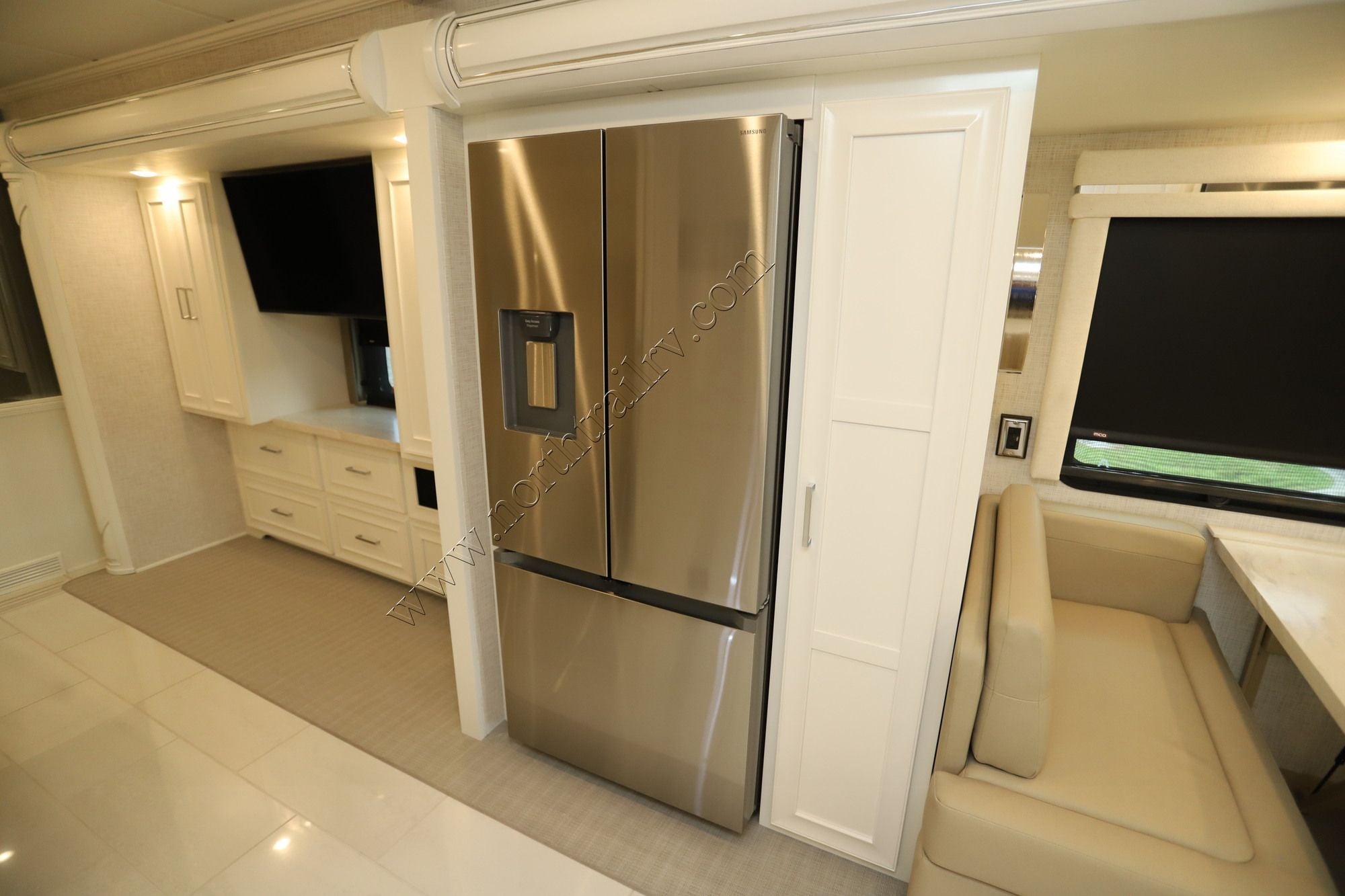 New 2027 Newmar Ventana 4037 Class A  For Sale