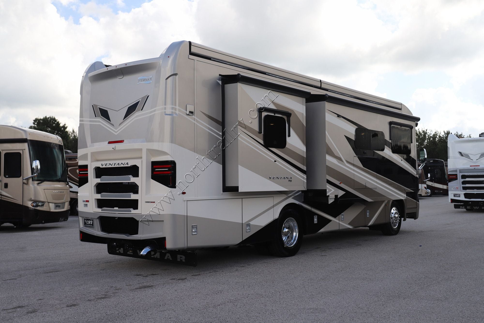 New 2027 Newmar Ventana 3512 Class A  For Sale
