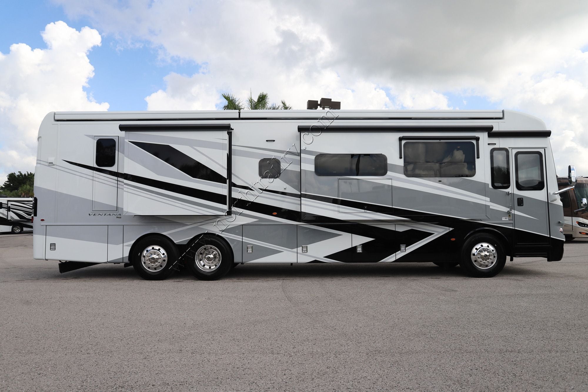 New 2027 Newmar Ventana 4037 Class A  For Sale