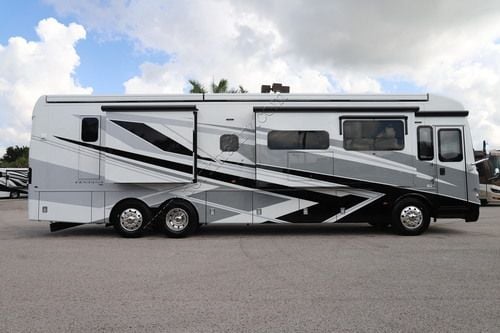 2027 Newmar Ventana 40037