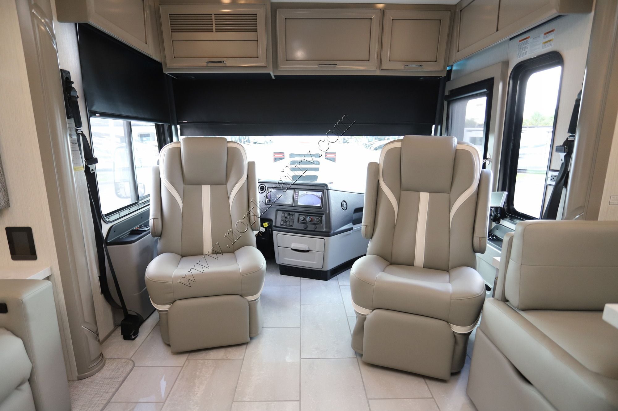 New 2027 Newmar Ventana 3512 Class A  For Sale