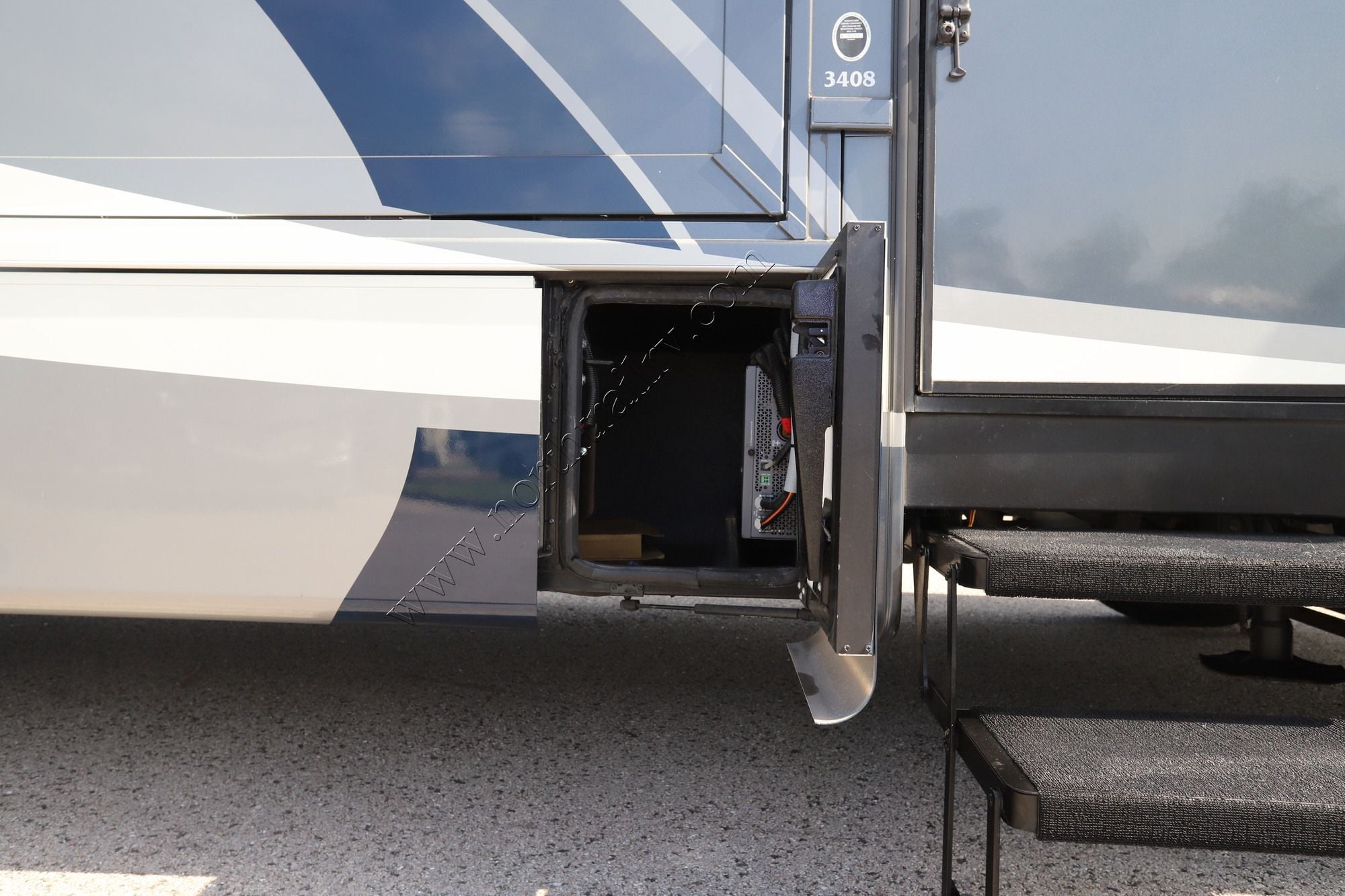 Used 2021 Newmar Bay Star 3408 Class A  For Sale