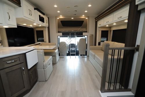 2027 Newmar Grand Star 3940