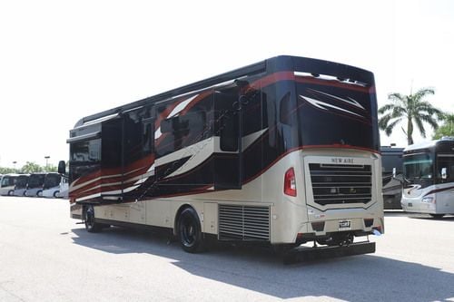 2027 Newmar New Aire 3543 Class A