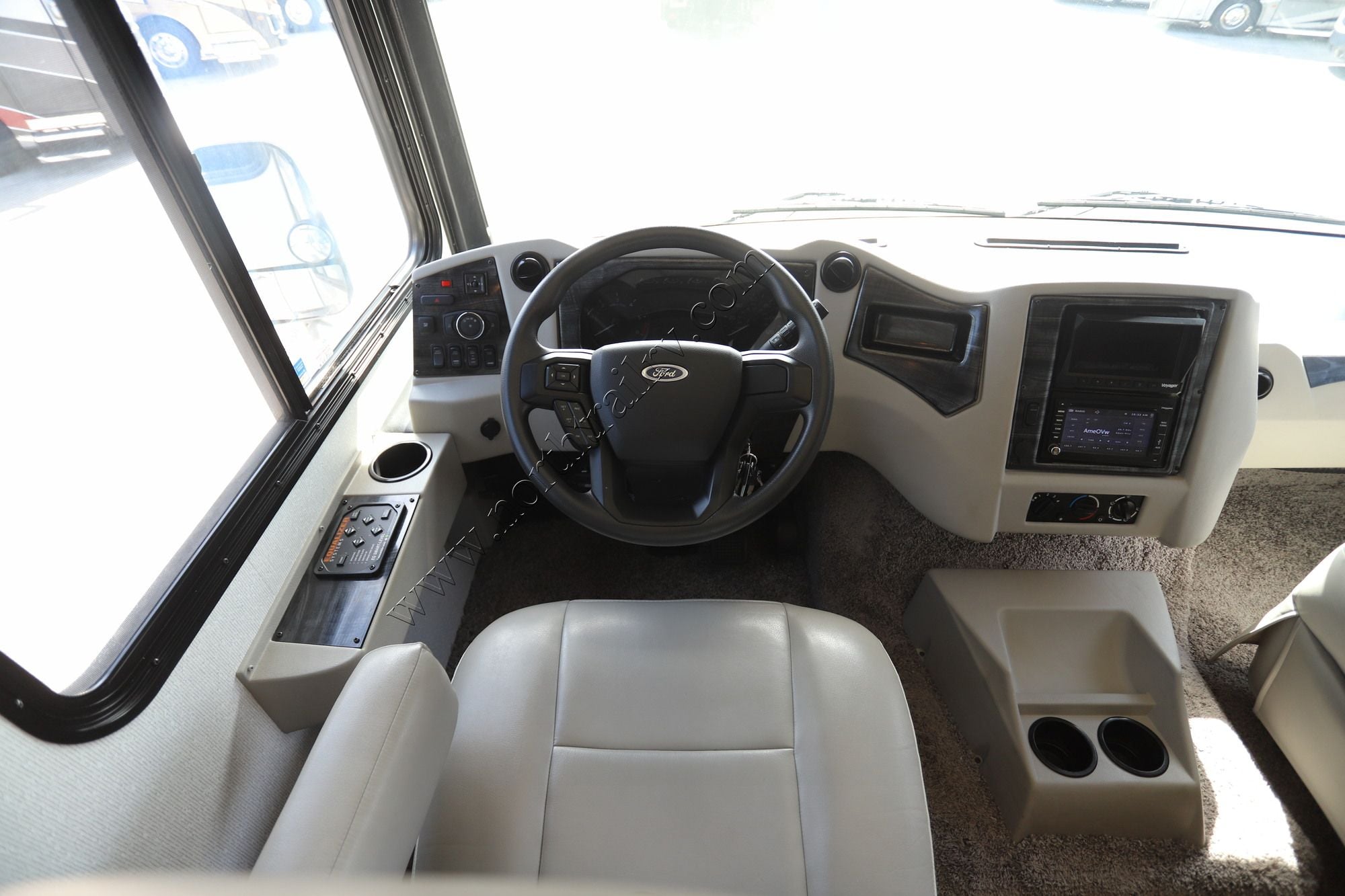 Used 2021 Newmar Bay Star 3408 Class A  For Sale