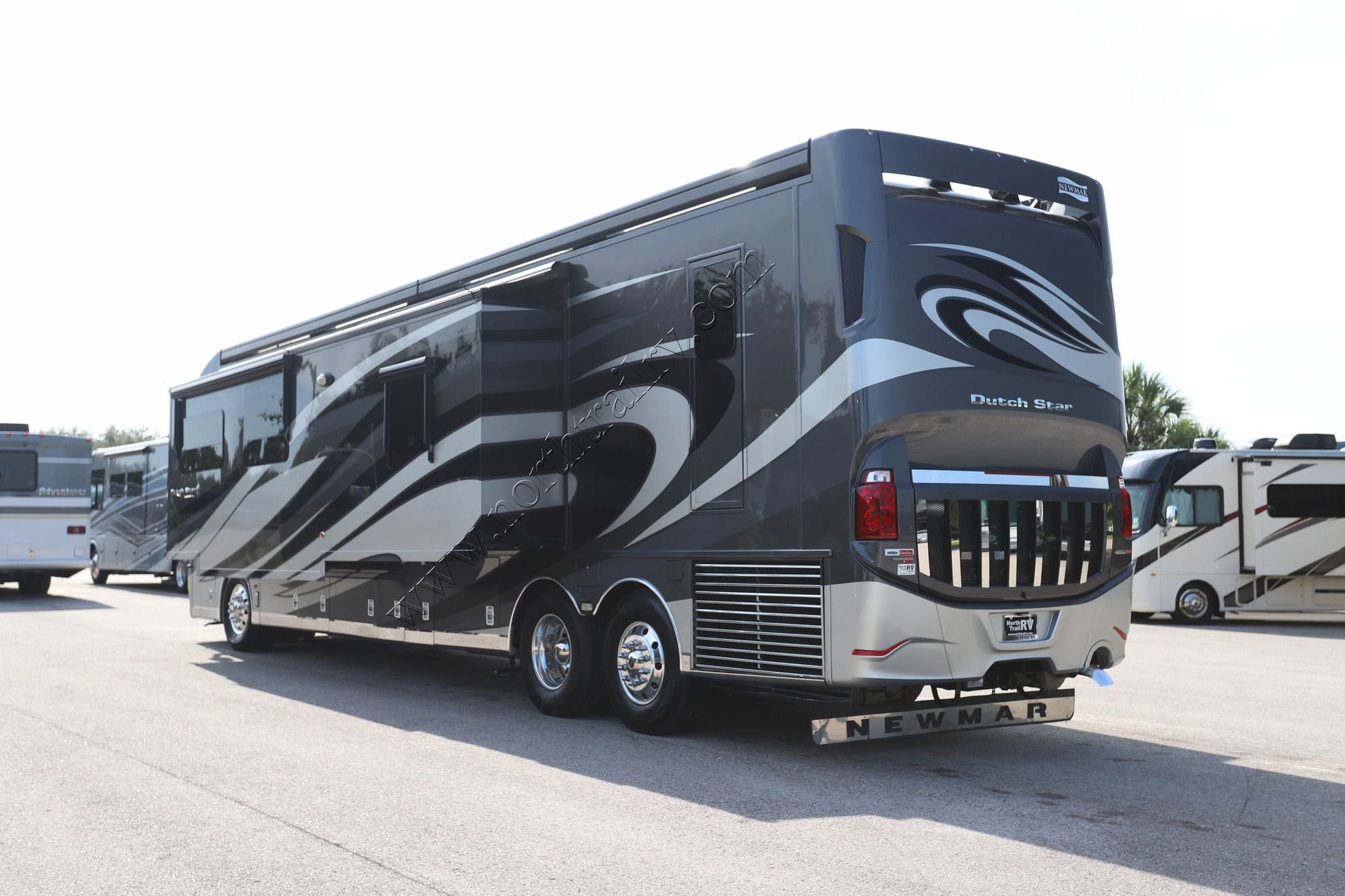 Used 2018 Newmar Dutch Star 4369 Class A  For Sale