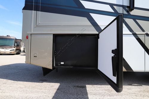 2027 Newmar Grand Star 3940