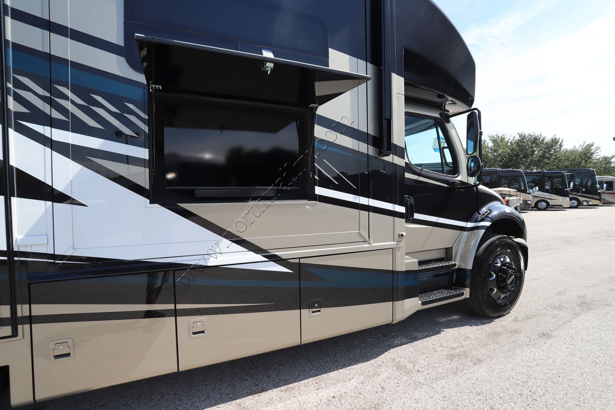 New 2027 Newmar Grand Star 3940 Super C  For Sale