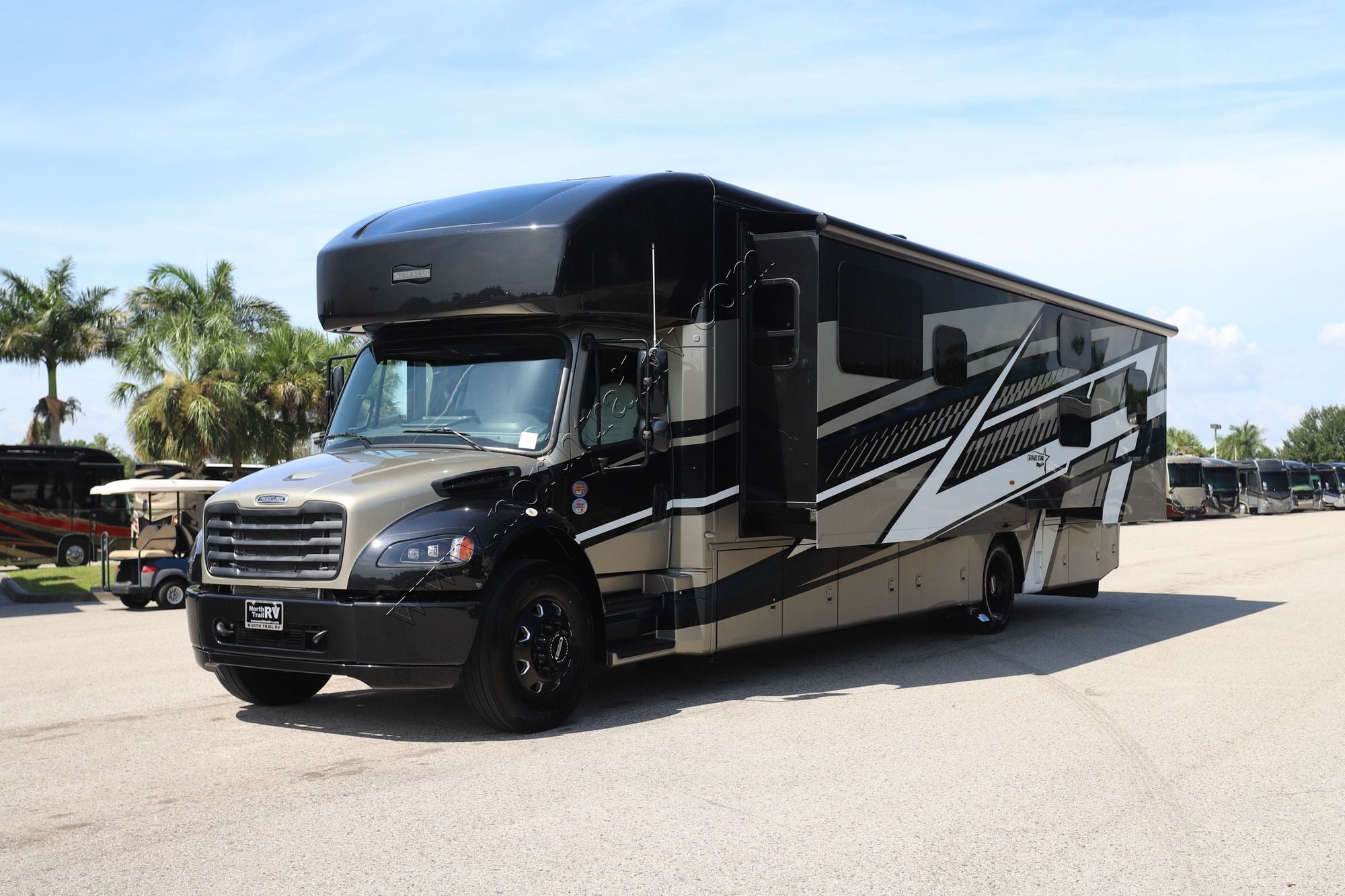 New 2027 Newmar Grand Star 3940 Super C  For Sale