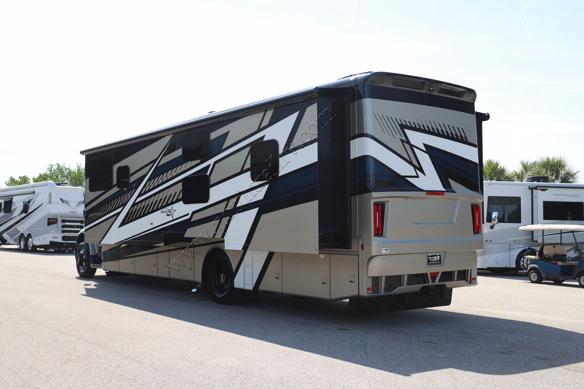 New 2027 Newmar Grand Star 3940 Super C  For Sale