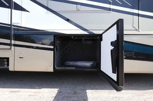 2027 Newmar Grand Star 3940
